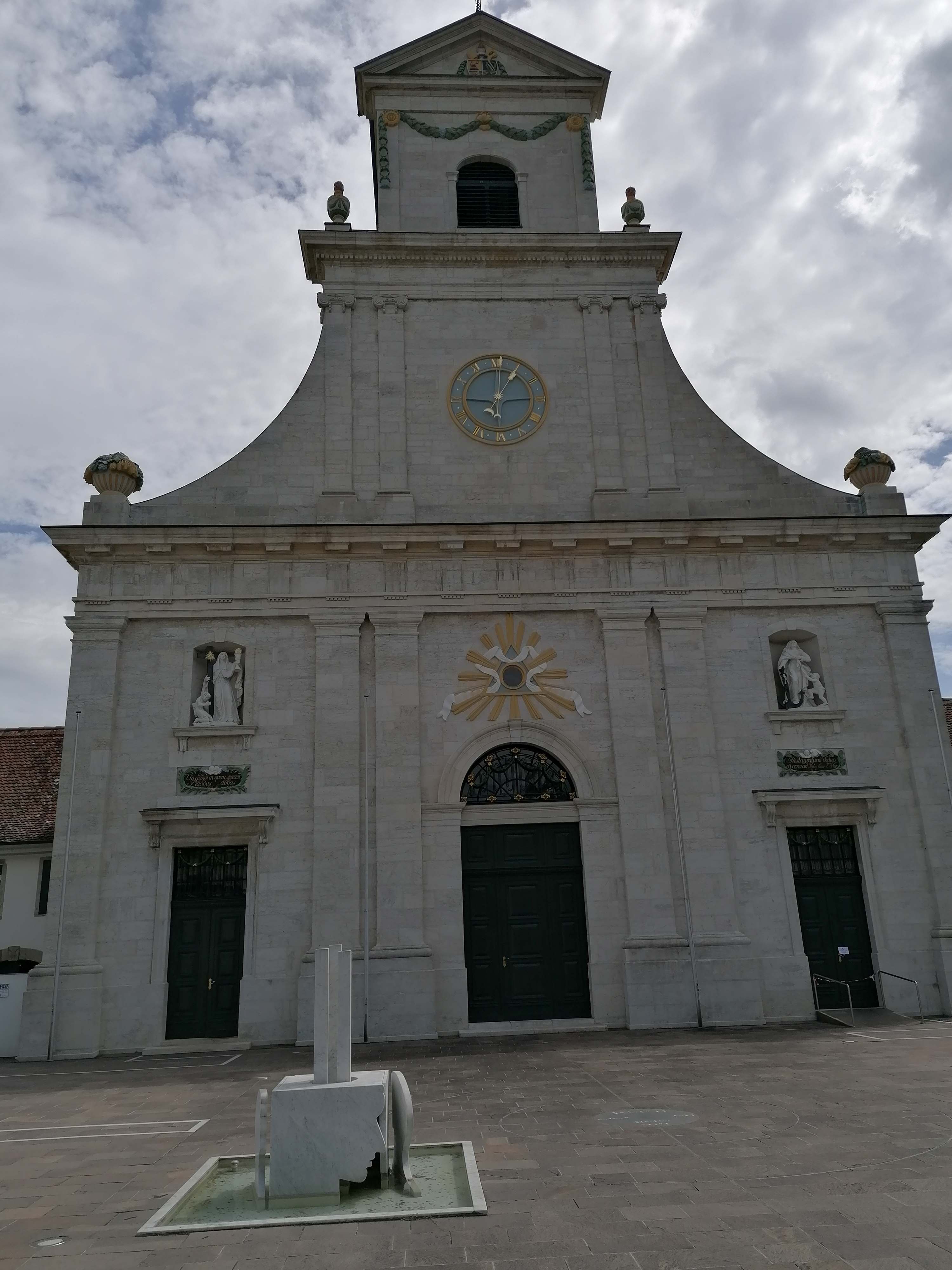 Kolster Mariastein aussen